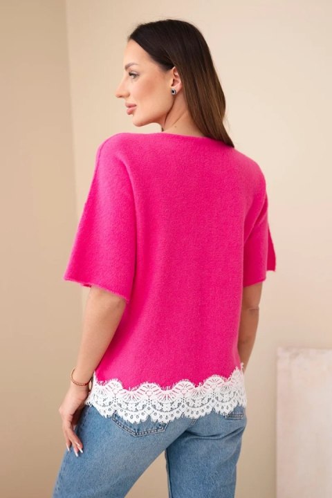 Sweter damski z krótkim rękawem i koronką fuksja