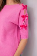Sweter damski z krótkim rękawem i ozdobnymi kokardkami różowy
