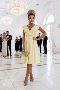 348-13 SCARLETT rozkloszowana sukienka midi z kopertowym dekoltem i paskiem - masełkowy żółty
