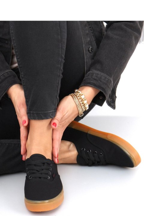 Buty sportowe Trampki damskie WERDE BLACK - Inello Buty sportowe Trampki damskie WERDE BLACK - Inello