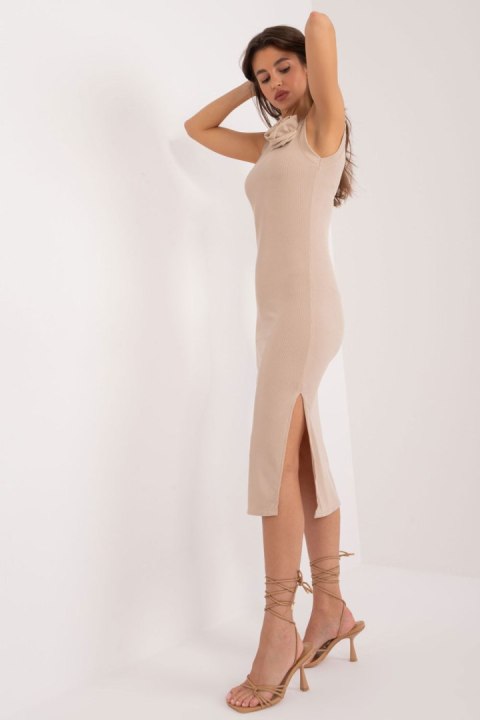 Sukienka Model DHJ-SK-17732.22 Dark Beige - Italy Moda Sukienka Model DHJ-SK-17732.22 Dark Beige - Italy Moda