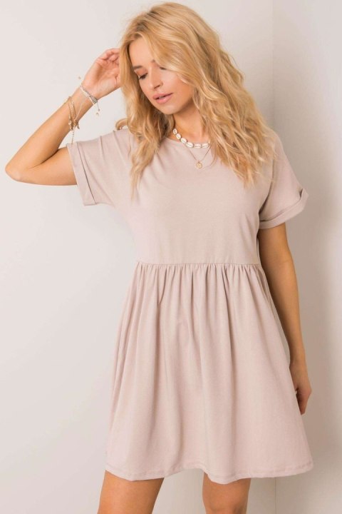 Sukienka Model RV-SK-5672.03P Beige - Rue Paris Sukienka Model RV-SK-5672.03P Beige - Rue Paris