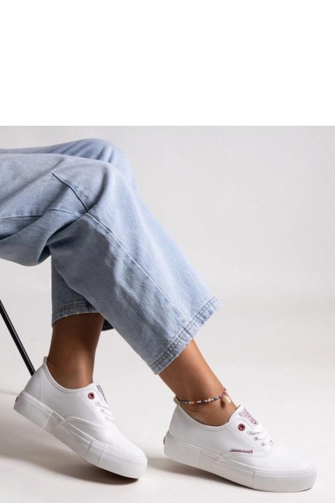 Białe damskie trampki na grubej podeszwie CROSS JEANS - Solea Białe damskie trampki na grubej podeszwie CROSS JEANS - Solea
