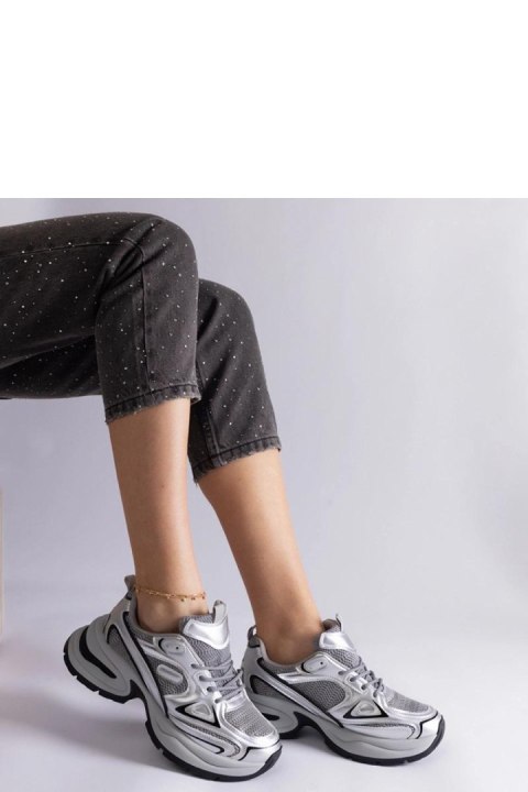 Srebrne sneakersy na masywnej podeszwie Adoma - Solea Srebrne sneakersy na masywnej podeszwie Adoma - Solea