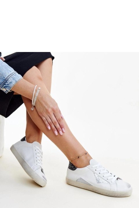 Białe sneakersy z efektem ,,znoszenia`` Gombola - Solea Białe sneakersy z efektem ,,znoszenia`` Gombola - Solea